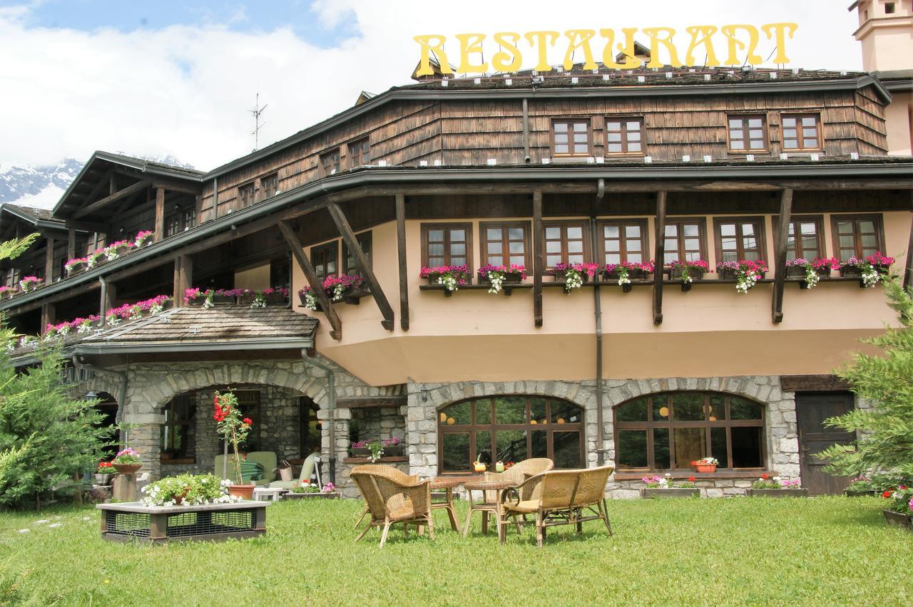 Ih Hotels Courmayeur Mont Blanc Exterior photo